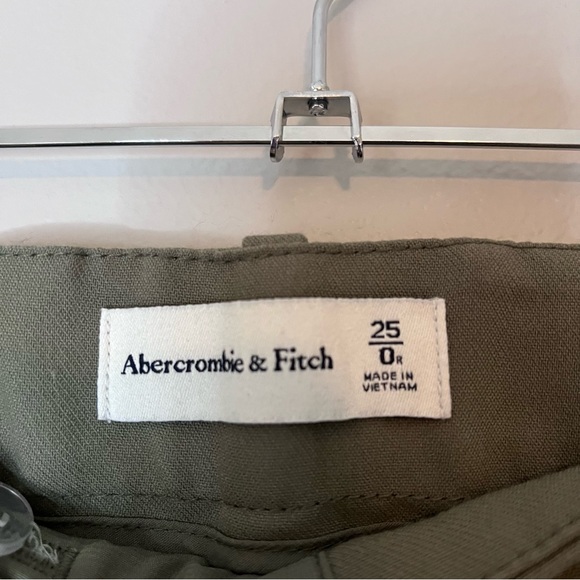 Abercrombie & Fitch Sloane Tailored Pleated High Rise Wide Leg Trouser Green - Picture 4 of 7